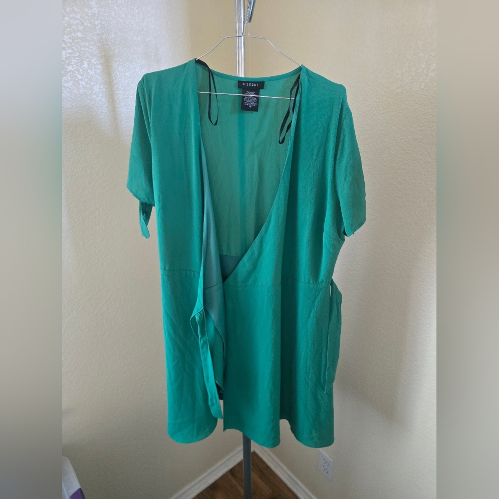B Smart Short Sleeve Dress